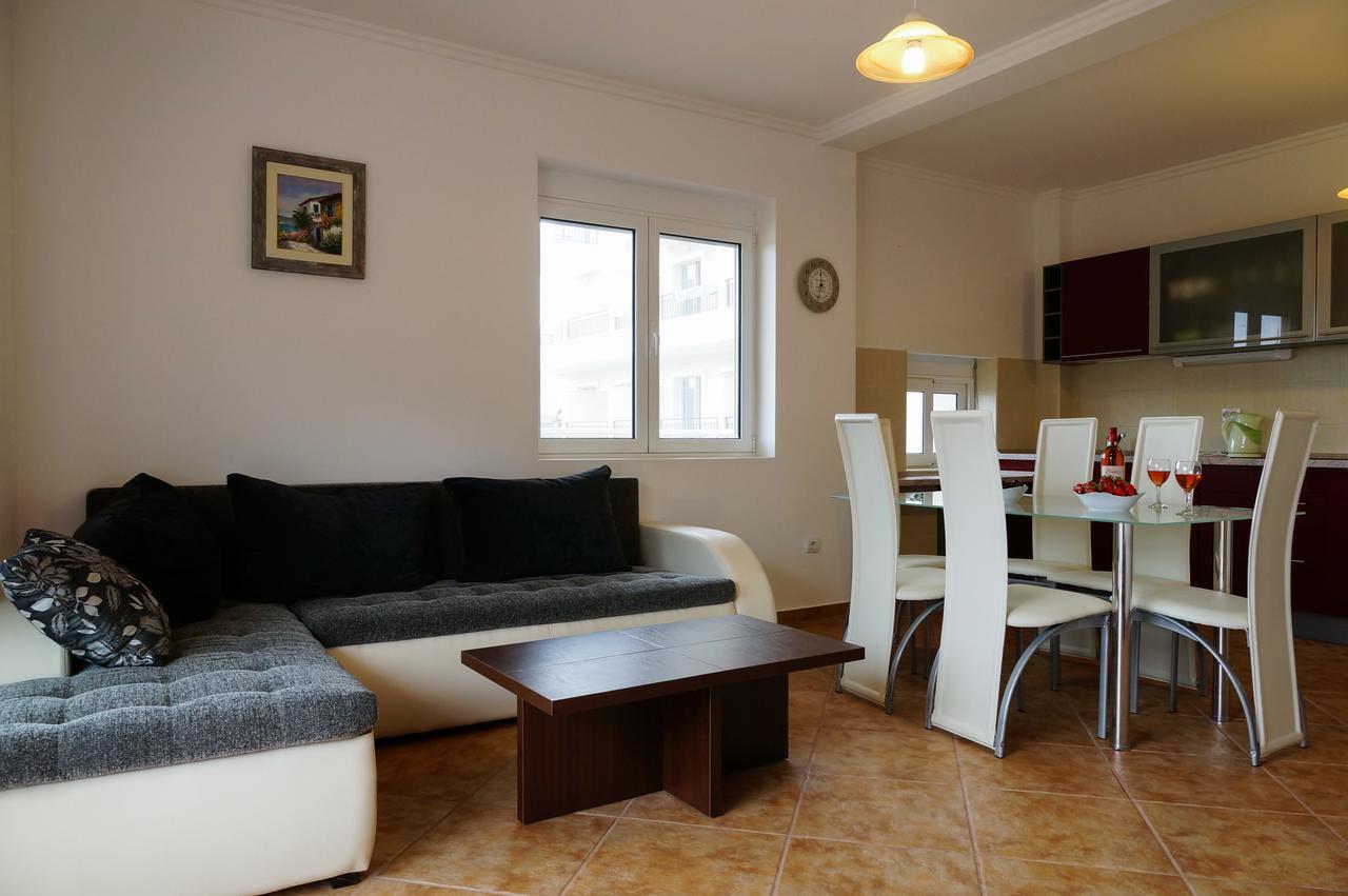 Apart Hotel Forte Roses Montenegro Ko Buljarica Petrovac Dış mekan fotoğraf