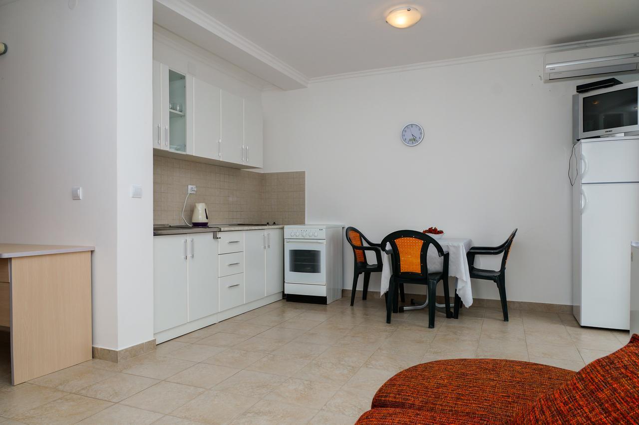 Apart Hotel Forte Roses Montenegro Ko Buljarica Petrovac Dış mekan fotoğraf